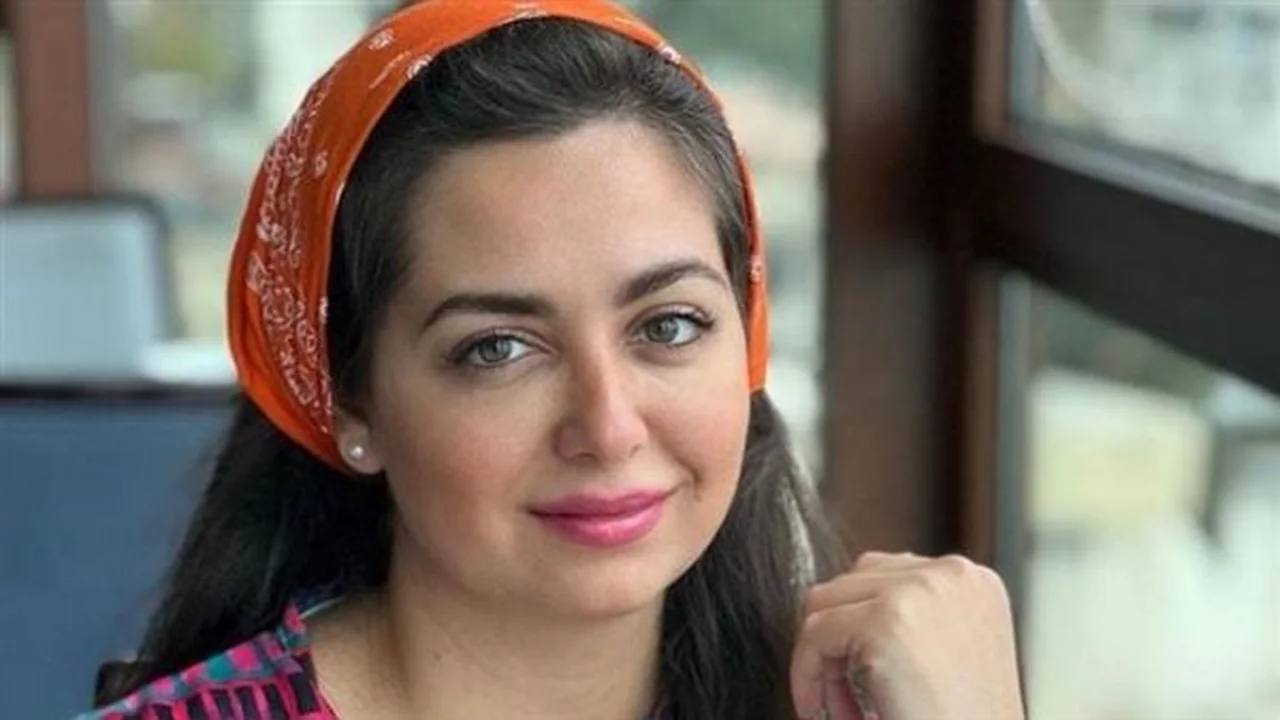 رحلة هبة مجدي.. كيف تحولت نجمة الدراما من مقالب فؤاد المهندس للشهرة؟